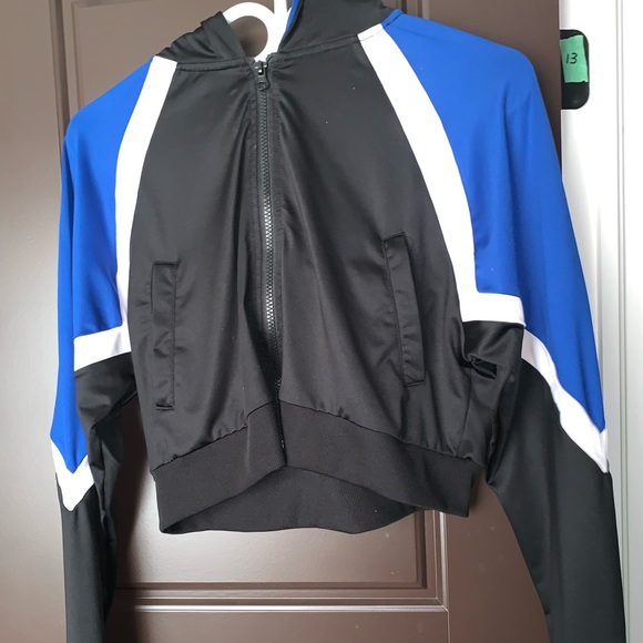 Crop sweater - Picture 2 of 3